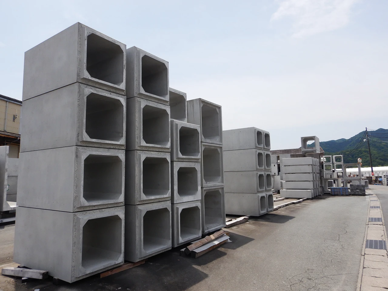 丸栄コンクリート工業株式会社