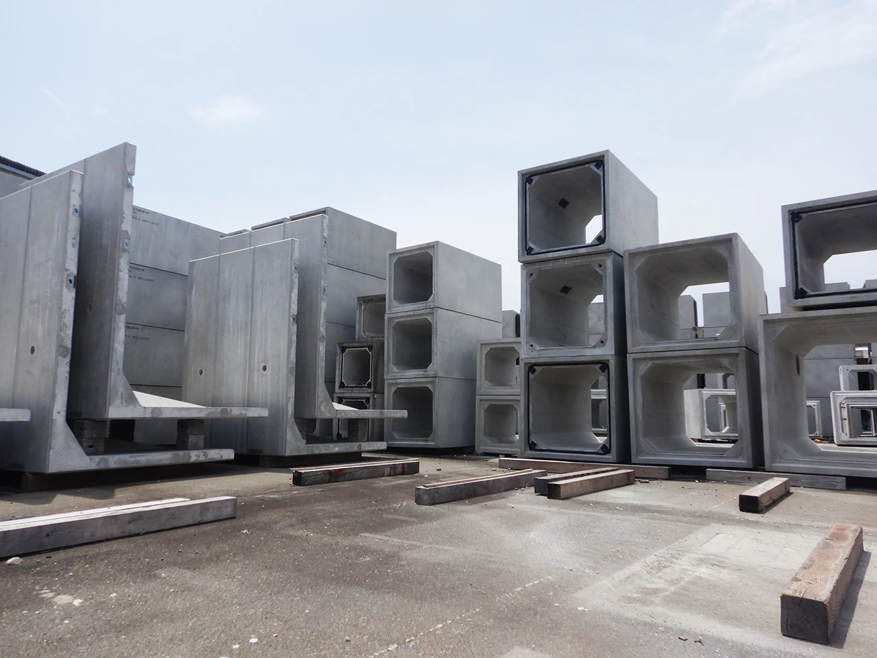 丸栄コンクリート工業株式会社